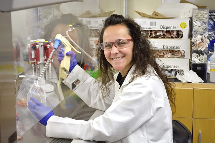 Pilar de la Puente, PhD (Staff Scientist, Azab Lab)
